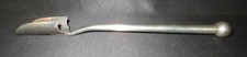 ancienne cuillère originale sonde à fromage? métal argenté fin XIX ème