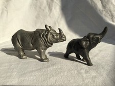 ELEPHANT RHINOCEROS QUIRALU