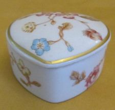 Boite à bijoux coffret forme coeur porcelaine Limoges Haviland décor floral