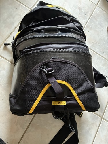 Lowepro dryzone rover backpack - lowepro,