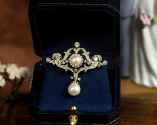 Broche Dentelle Serti CZ Blanc Perle Culture Belle Epoque Style Plaqué Or XZ20