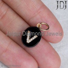 Pendentif Charm Initial V En Or Jaune 14k En Diamant Naturel Solide