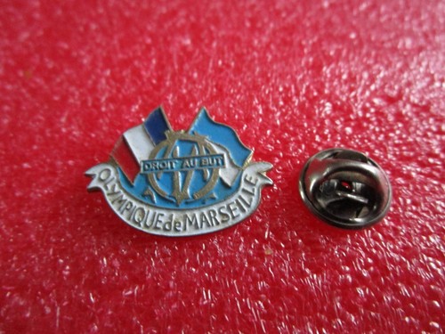 Pin broche football om - pin's,