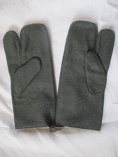 AUTHENTIQUES MOUFLES WH 1942 DRAP FELDGRAU TBE++ Allemagne