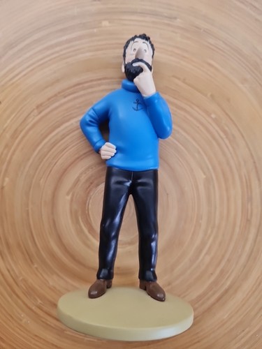 Tintin figurines moulinsart - tintin,