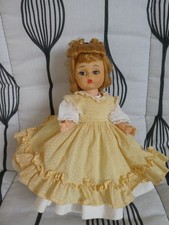 Poupée ancienne: Mme