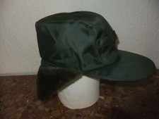 Casquette / Chapeau/ Chapka / Haut     Taille  56
