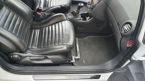 Fire extinguisher bracket - extinguisher,