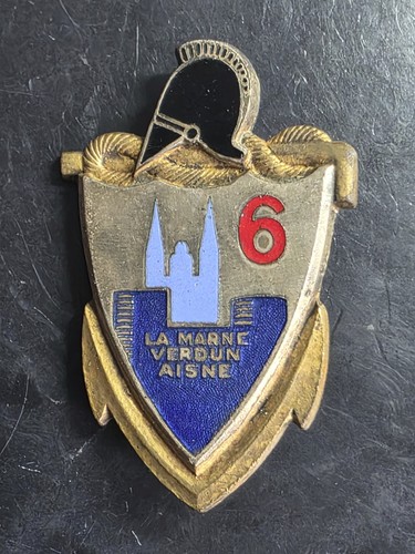 6 régiment du - -,