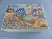 Ancienne boite a bijoux musicale , mouvement boite a musique + clef