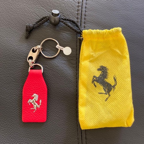 Porte clés officiel ferrari - porte-clés,