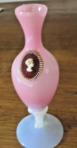 Ancien vase opaline rose - en,