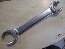 clé à tuyauter facom série 42.36x41