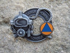 INS 300 . SAPEUR POMPIER 