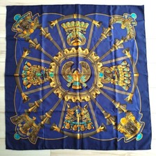 Foulard Hermès bleu rouge