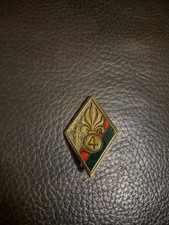Légion Étrangère. Insigne du 4e REI. Type Embouti Drago Paris. Dos Lisse