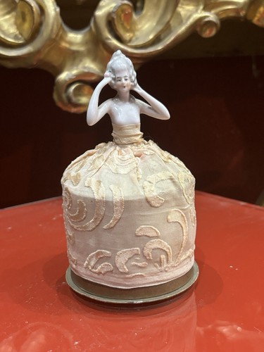 Ancienne boîte carton - boîte, demie