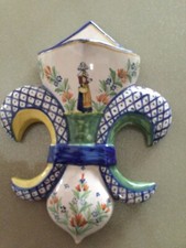 Bouquetiere. Quimper Henriot