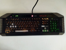 Clavier Saitek Cyborg Keyboard lumineux Gaming keyboard avec boite