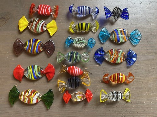 Lot bonbons vintage en - de, 17