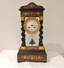  Pendule portique  Charles X , signée et numérotée LINET ainé et VINCENTI.