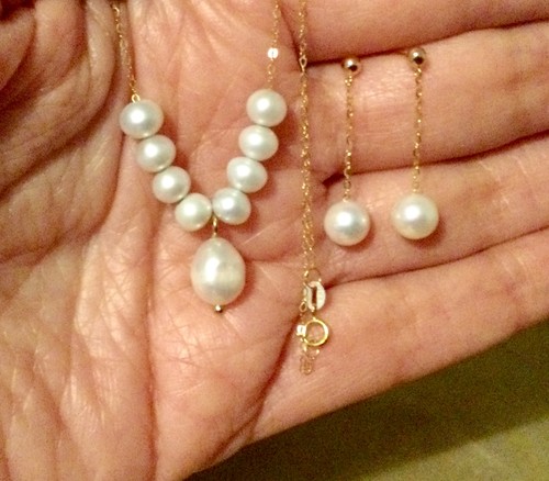 Carats lot collier fine - or,
