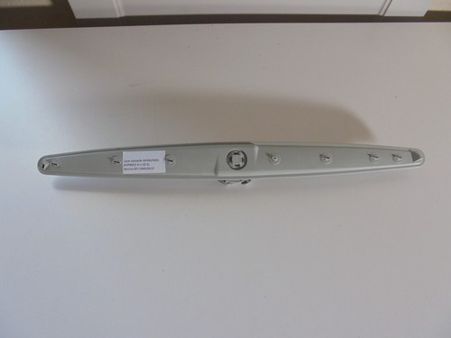 Bras inférieur lave - , vaisselle