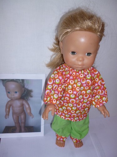 Vêtements pour poupée