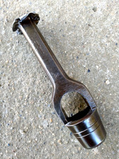 ANCIEN EMPORTE PIECE DIAMETRE 25 - AMSTUTZ MERCIER - OUTIL DE CORDONNIER -