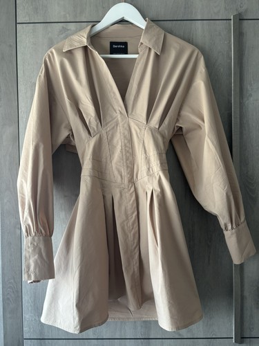 Robe beige dos lacé cintrée - ,
