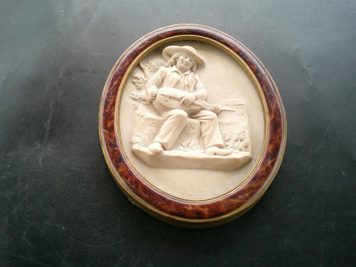 Medaillon albatre finement - medaillon, en