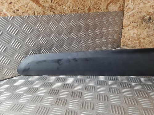 Baguette porte avant gauche - de,