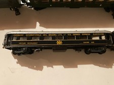 TRAIN ANCIEN COMPLET nombreuses locomotives de qualité accessoires divers