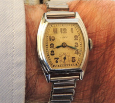 montre   LOV  ART DECO