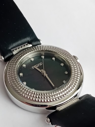 Très belle montre femme seiko - belle,