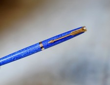STYLO PLUME PARKER 35 LAQUE DE CHINE  LAPIS LAZULI - PLUME OR MASSIF 18 CARATS