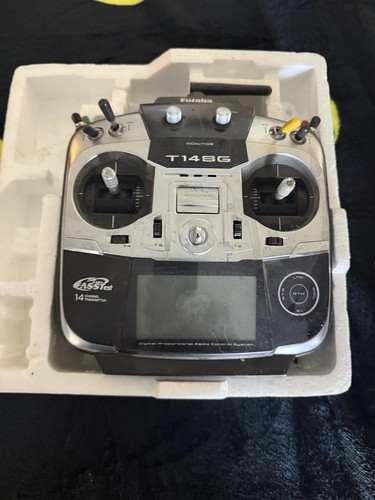 Futaba t14sg 4ghz channel - 2.4ghz, 14-channel
