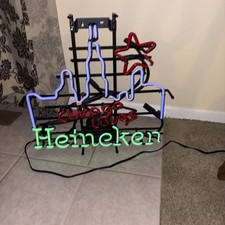 Vintage Chicago Loves Heineken
