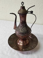 Ancienne petite Théière en cuivre de type Marocain