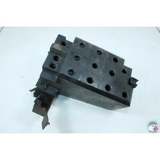 RENAULT LAGUNA 1 7700822703 N°18 Fixation pare-chocs avant droit