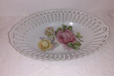 CORBEILLE A PAIN OU A FRUITS EN PORCELAINE AJOUREE 19 ème CERTAINEMENT LIMOGES