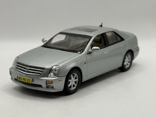 Cadillac sts 2005 norev - sts,