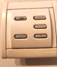 84543  Legrand Sagane Commande Individuel volet roulant - In One