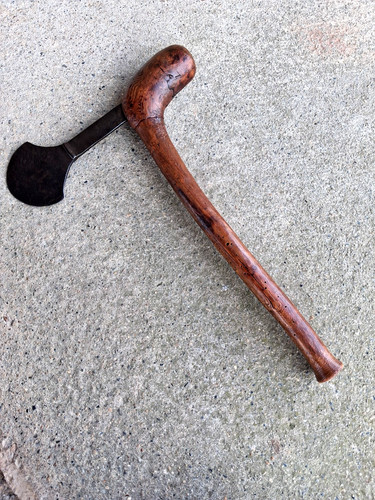 Ancienne hache africaine bois - ancienne,