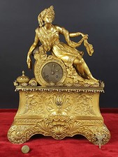 HORLOGE DE TABLE BRONZE. STYLE