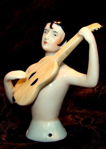 Demi poupee figurine pierrot - demi-poupee,