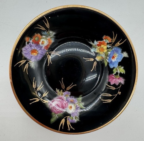 Sous tasse fabrique royale - sous-tasse,