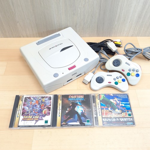 Console sega saturn japonaise - sega,