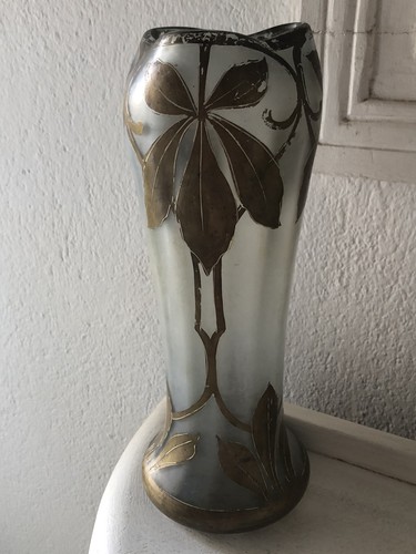 Ancien vase col - col, pincÉ
