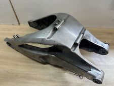 UN BRAS OSCILLANT AVEC PATIN